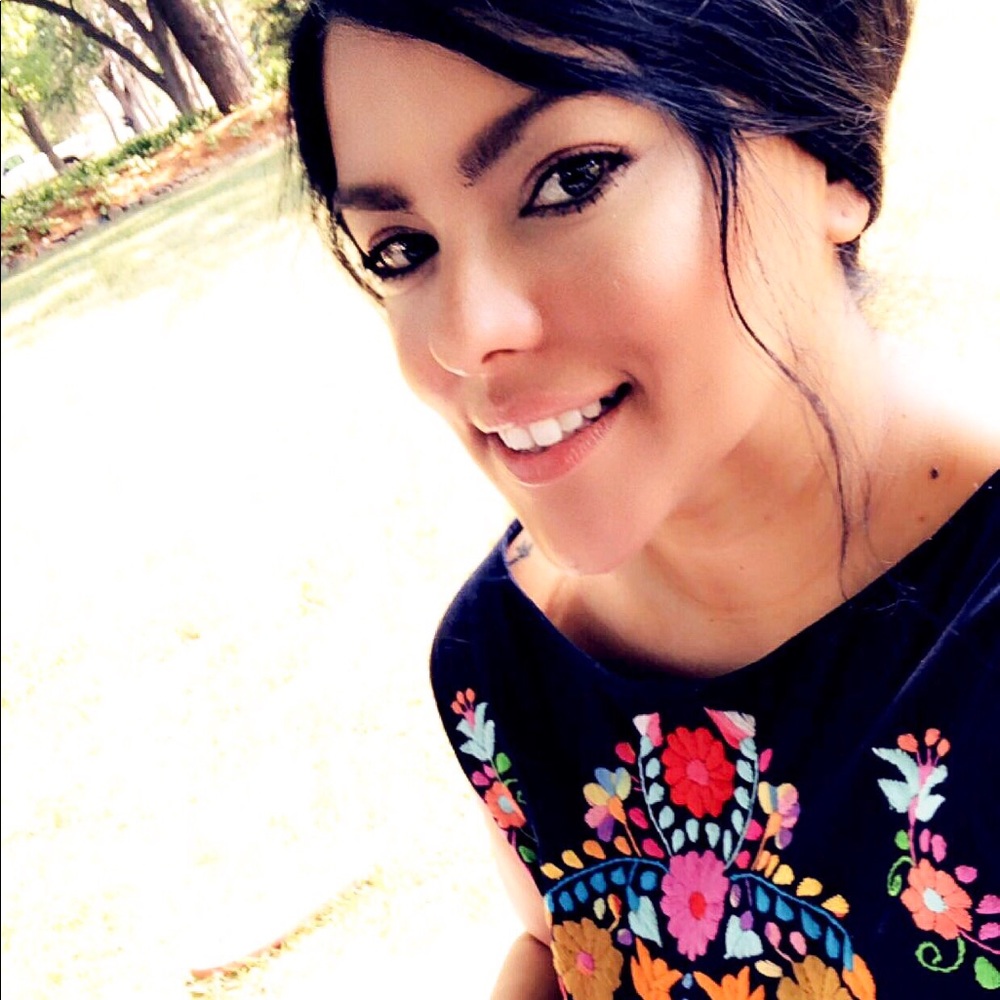 Meet your Posher, Araceli